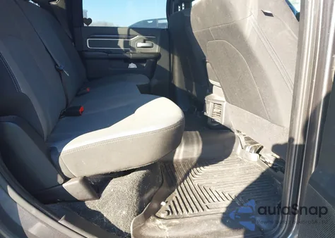 2022 Ram 2500 Big Horn 4X4 6'4 Box из США, поврежденный, VIN 3C6UR5DJ8NG231908